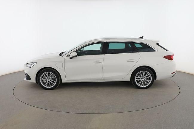 Usado Seat Leon XCELLENCE 204 CV (150 kW) 2022 Blanco Familiar