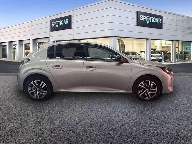 Usado Peugeot 208 Allure 101 CV (74 kW) 2023 Gris Utilitario
