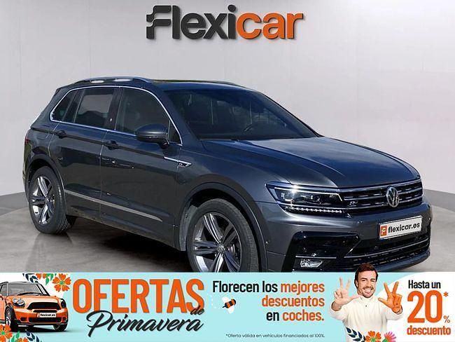 Usado VW Tiguan Sportline 150 CV (110 kW) 2019 Gris SUV