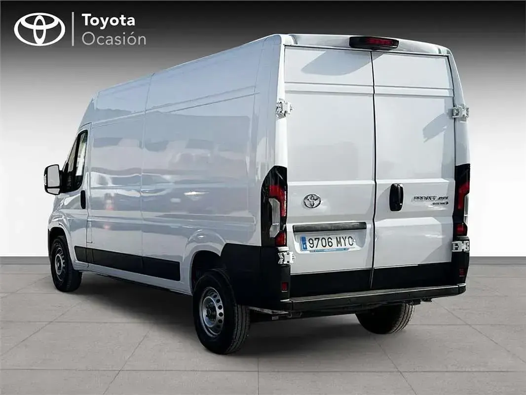 Usado Toyota Proace 200 kW (273 CV) 2025 Monovolumen