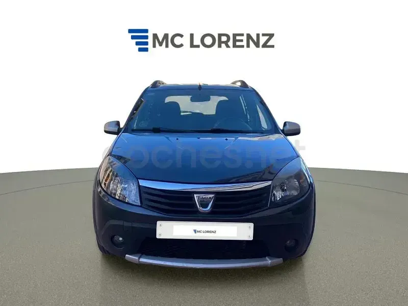 Usado Dacia Sandero Stepway 85 CV (62 kW) 2012 Gris Utilitario