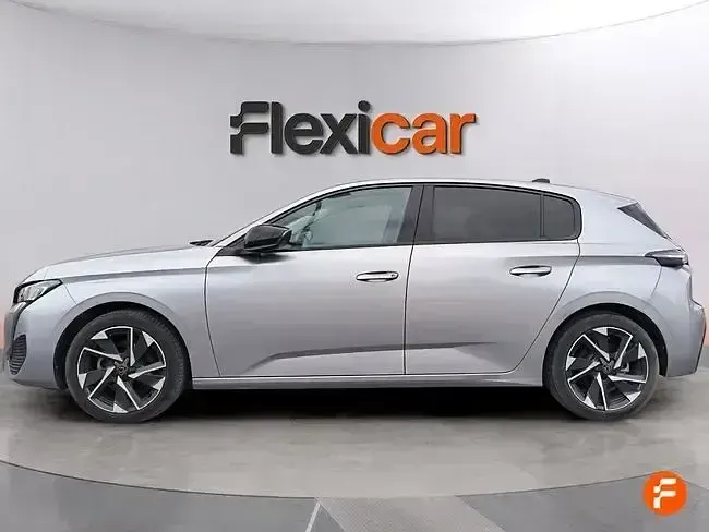 Usado Peugeot 308 Allure 130 CV (95 kW) 2024 Gris