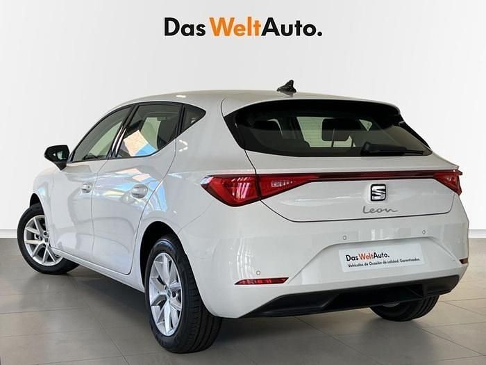 Blanco Usado 2025 Seat Leon Style | 21.990 € (Super precio) - Imagen 1/4