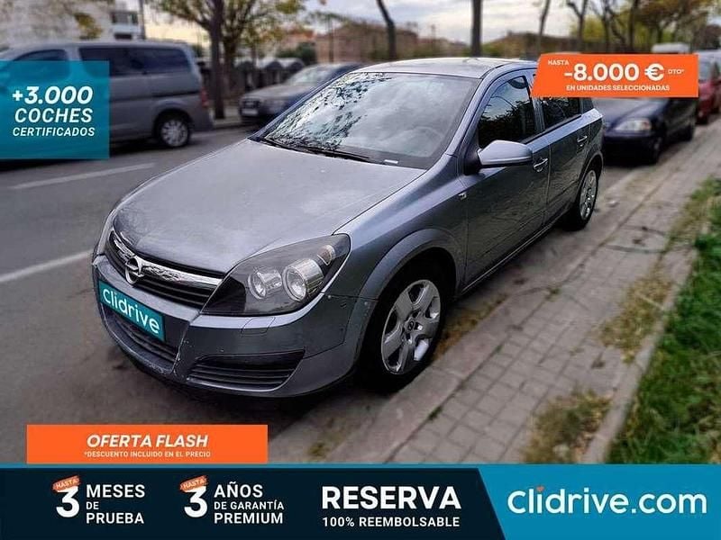 Usado Opel Astra Cosmo 110 CV (80 kW) 2006 Gris / plata Berlina
