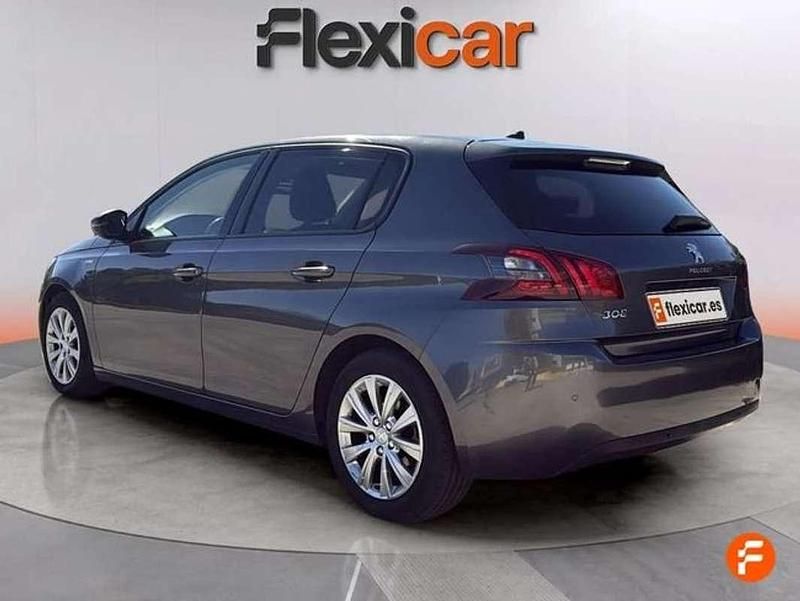 Usado Peugeot 308 SW Allure 131 CV (96 kW) 2020 Gris Familiar