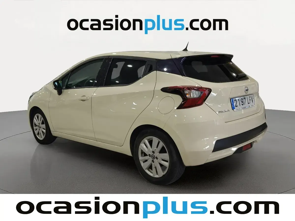 Usado Nissan Micra Acenta 101 CV (74 kW) 2020 Beige Utilitario