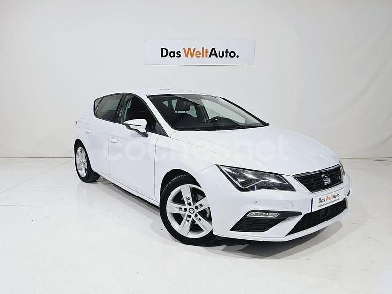 Usado Seat Leon FR 130 CV (95 kW) 2018 Blanco Berlina