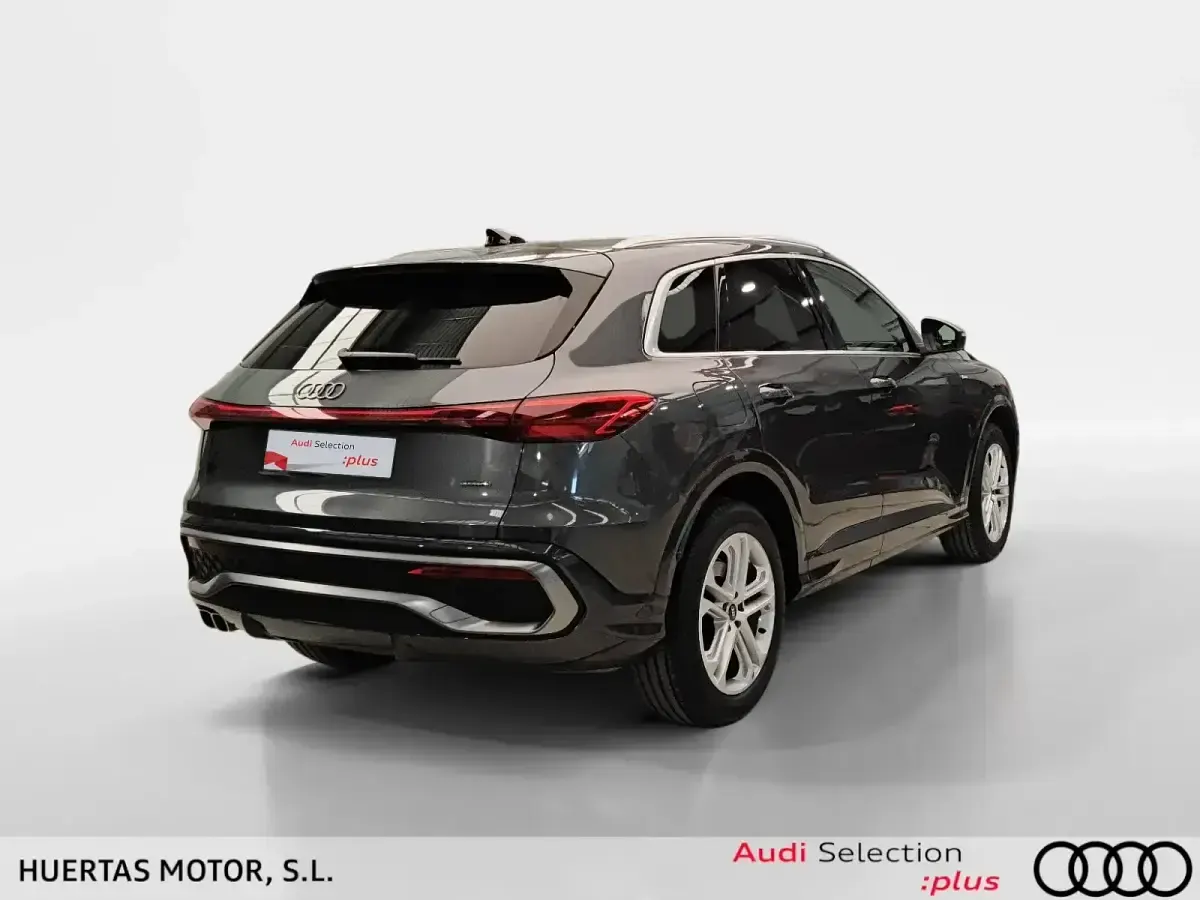 Usado Audi Q5 S-Line 204 CV (150 kW) 2025 Gris / plata SUV