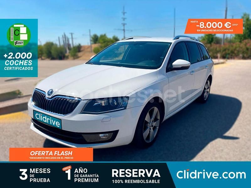 Blanco Usado 2015 Skoda Octavia Ambition Familiar | 11.190 € (Precio justo) - Imagen 1/3