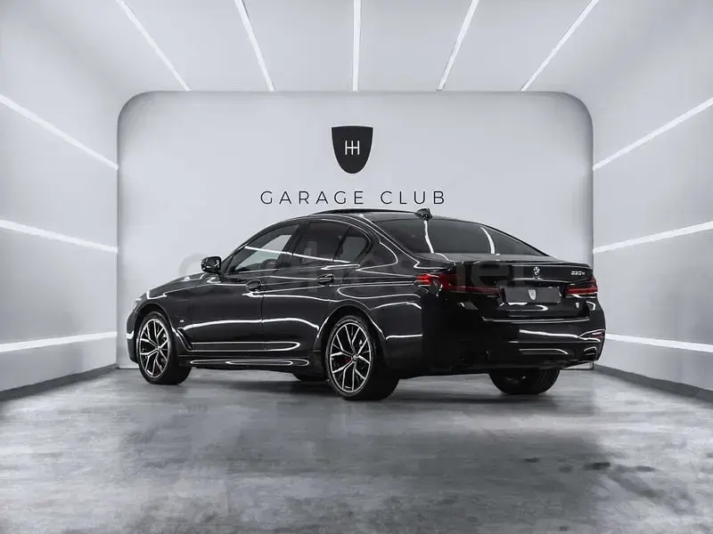 Usado BMW 530e M Sport 292 HP (214 kW) 2021 Preto Sedan