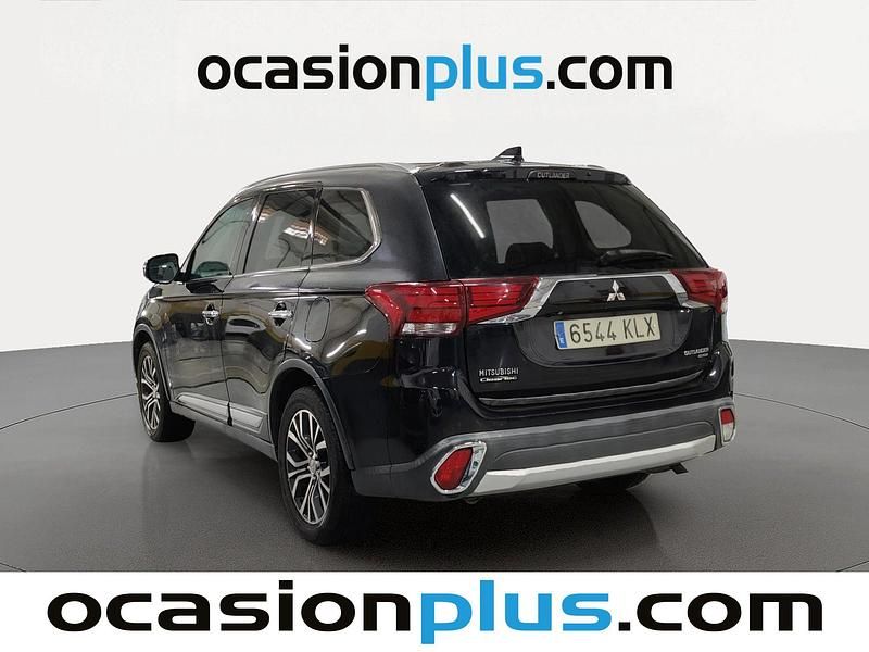 Usado Mitsubishi Outlander Motion 150 CV (110 kW) 2018 Negro SUV