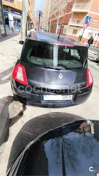 Usado Renault Mégane Expression 115 CV (84 kW) 2005 Negro Berlina
