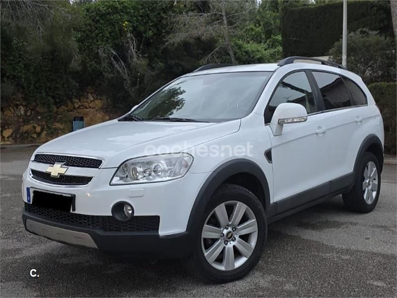 Usado Chevrolet Captiva LT 150 CV (110 kW) 2010 Blanco SUV