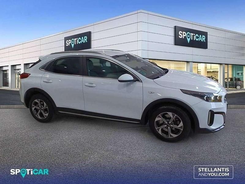 Usado Kia XCeed 101 CV (74 kW) 2024 Blanco SUV
