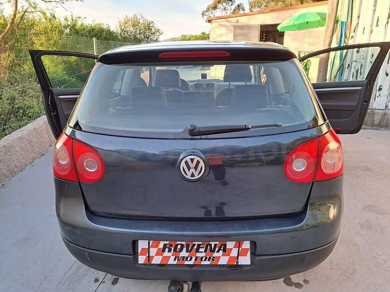 Usado VW Golf IV Highline 115 CV (84 kW) 2005 Azul Berlina