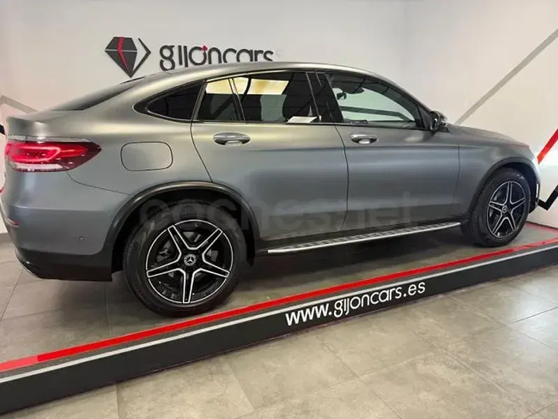Usado Mercedes GLC300 245 CV (180 kW) 2022 Gris / plata SUV