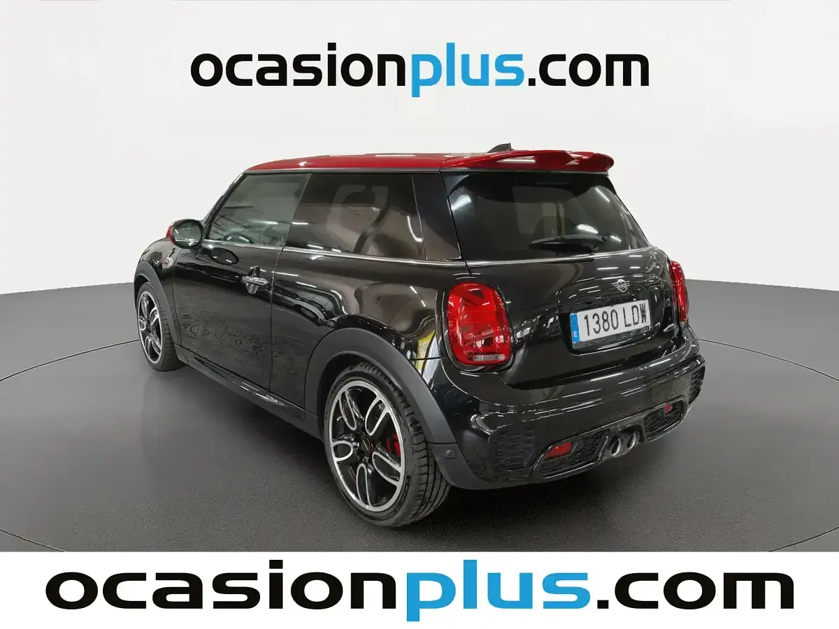Usado Mini John Cooper Works 231 CV (169 kW) 2020 Negro Utilitario