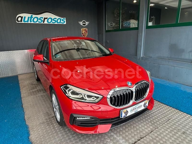 Usado BMW 118 136 CV (100 kW) 2023 Rojo Utilitario
