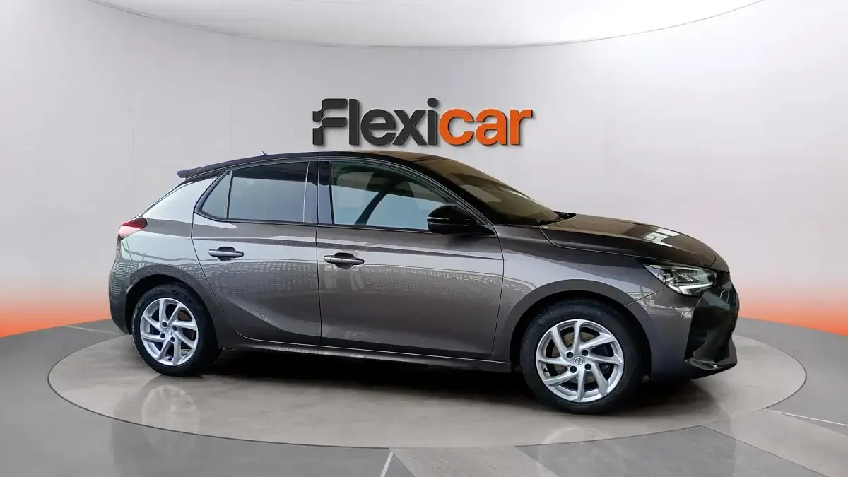Usado Opel Corsa Edition 101 CV (74 kW) 2019 Gris Utilitario