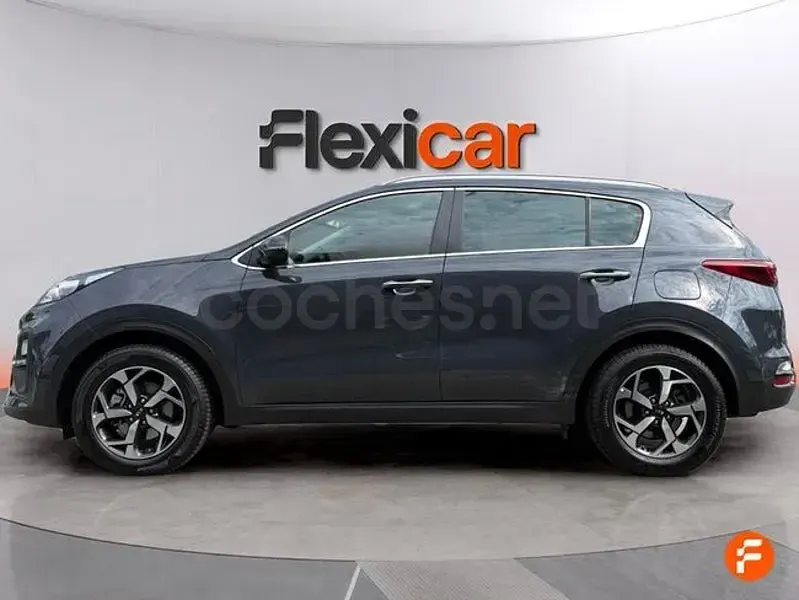 Usado Kia Sportage 136 CV (100 kW) 2020 Gris / plata SUV