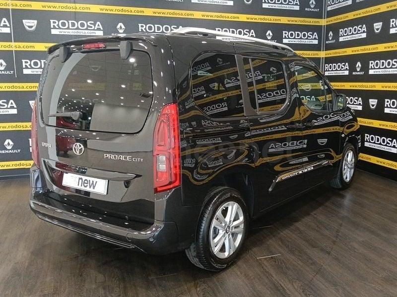 Usado Toyota Proace Verso Active 131 CV (96 kW) 2021 Negro Familiar