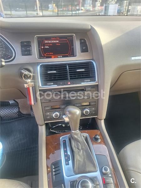 Usado Audi Q7 233 CV (171 kW) 2006 Gris / plata SUV