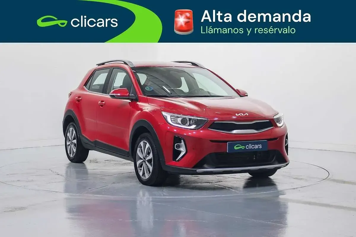 Usado Kia Stonic 101 CV (74 kW) 2025 Rojo SUV
