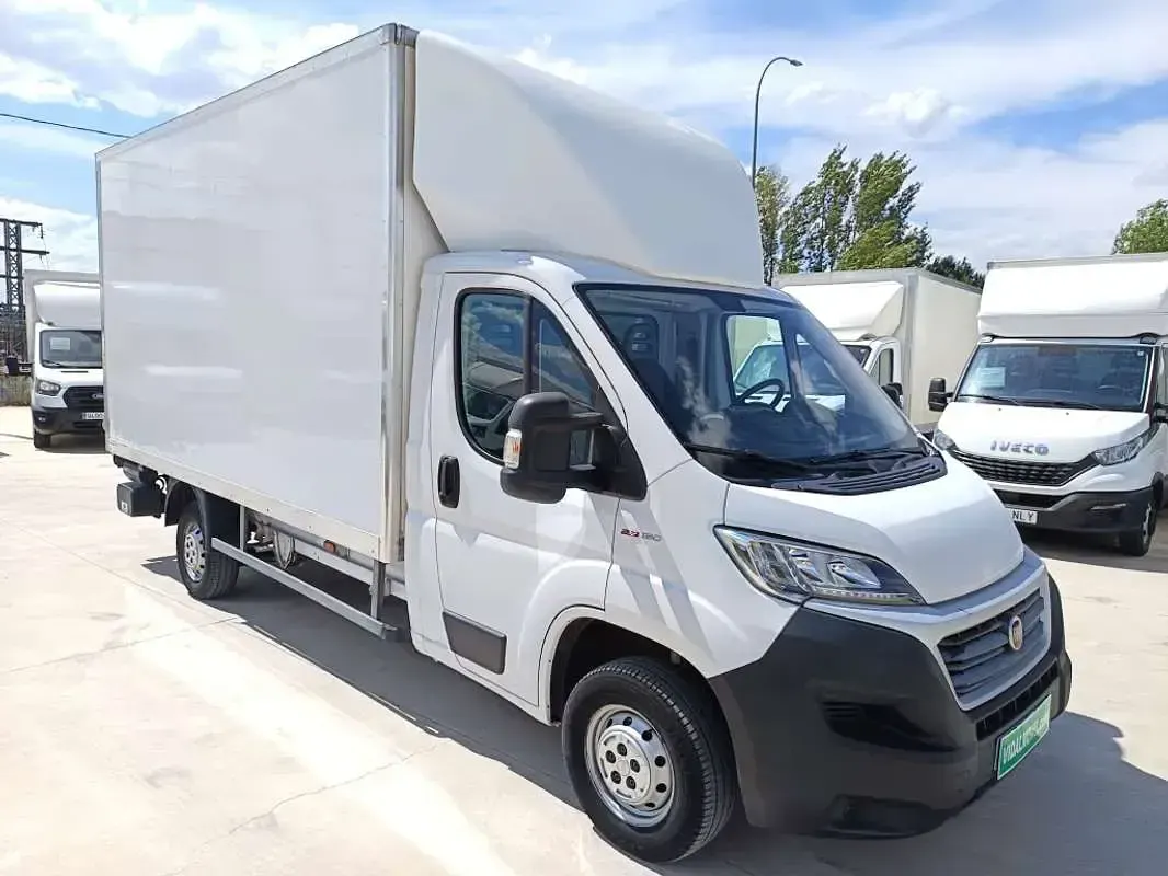 Usado Fiat Ducato 129 CV (94 kW) 2019 Blanco Van