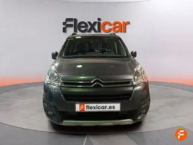 Usado Citroën Berlingo Feel 100 CV (73 kW) 2017 Gris Monovolumen