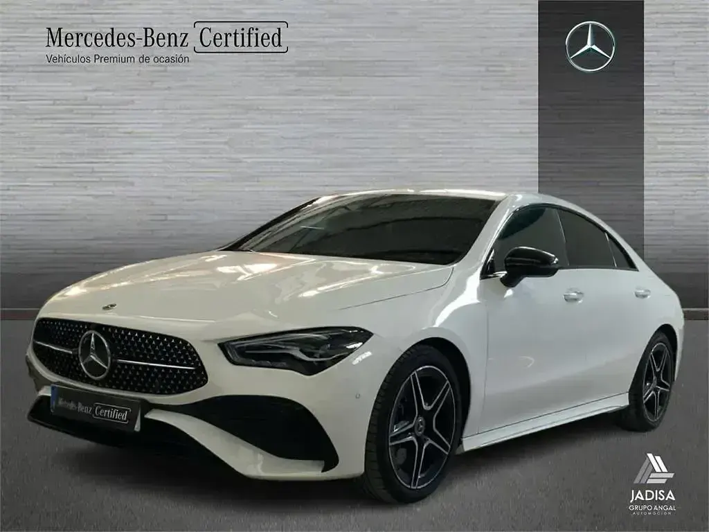 Usado Mercedes CLA220 AMG line 190 CV (139 kW) 2025 Azul Berlina