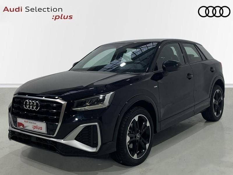 Usado Audi Q2 S-Line 116 CV (85 kW) 2025 Negro SUV