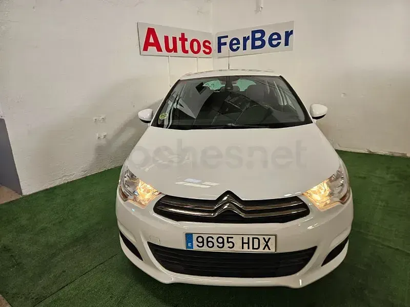Usado Citroën C4 112 CV (82 kW) 2012 Blanco Berlina