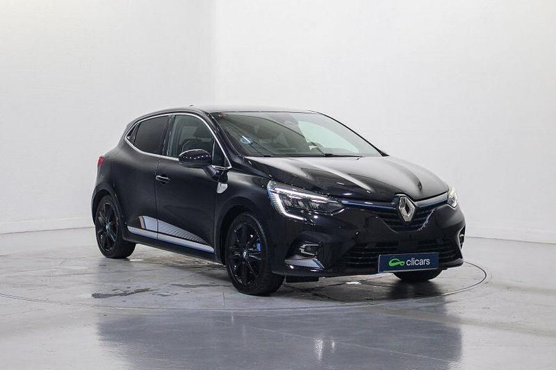 Usado Renault Clio V Initiale Paris 140 CV (102 kW) 2021 Negro Berlina