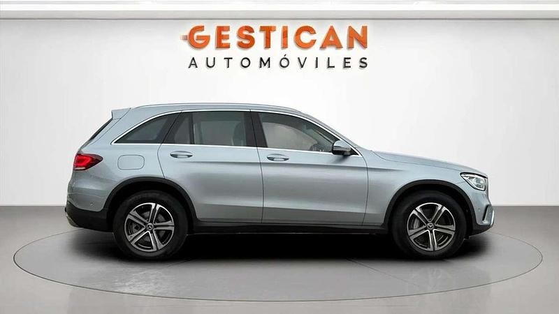 Usado Mercedes GLC300e 320 CV (235 kW) 2022 Gris Coupe