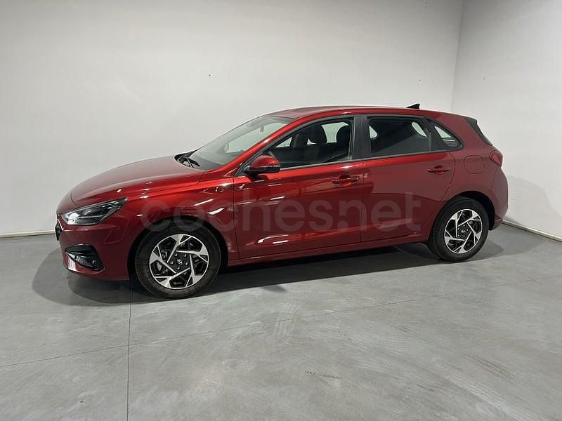 Ny Hyundai i30 100 HK (73 kW) 2025 Röd Kombi
