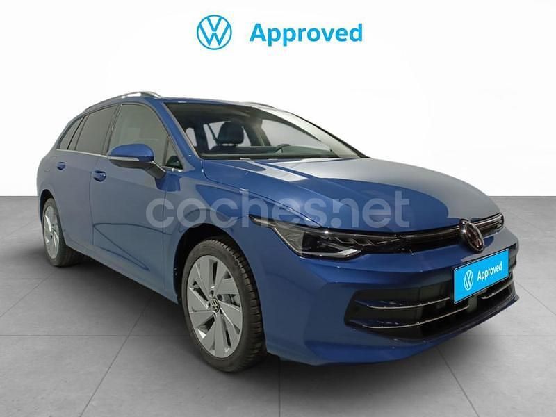Azul Usado 2024 VW Golf VIII Style Familiar | 27.990 € (Precio justo) - Imagen 1/4