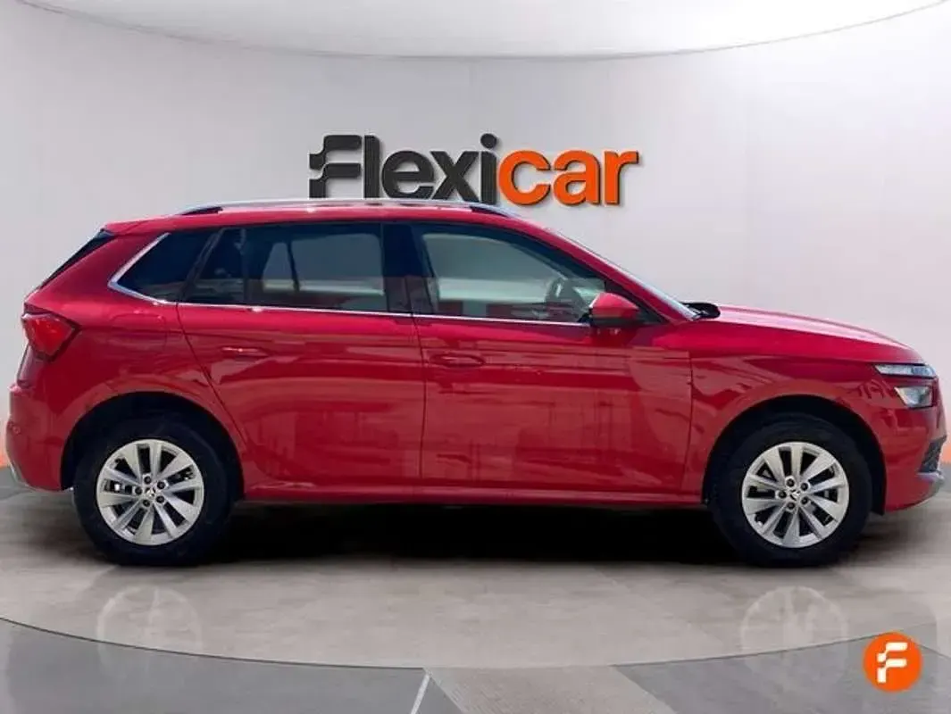 Usado Skoda Kamiq Selection 116 CV (85 kW) 2024 Rojo SUV
