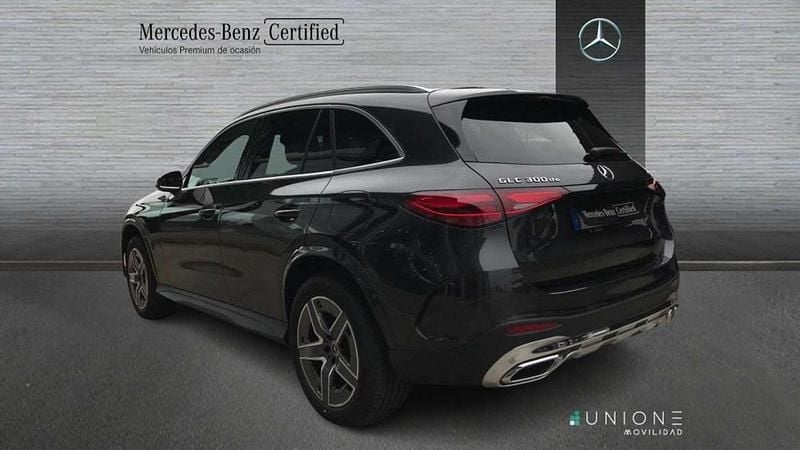 Usado Mercedes GLC300 306 CV (225 kW) 2025 Berlina