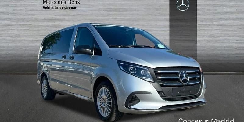 Nuevo Mercedes Vito 136 CV (100 kW) 2025 Plata Van