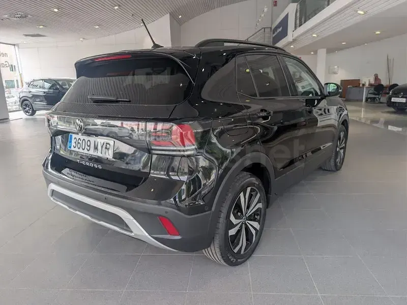 Usado VW T-Cross Life 115 CV (84 kW) 2025 Negro SUV