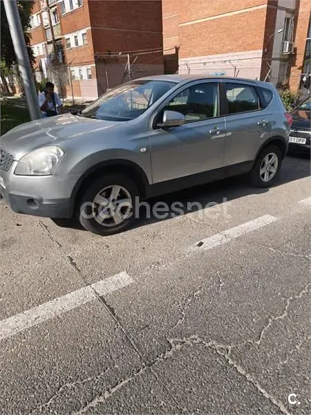 Usado Nissan Qashqai Acenta 115 CV (84 kW) 2008 Gris / plata SUV