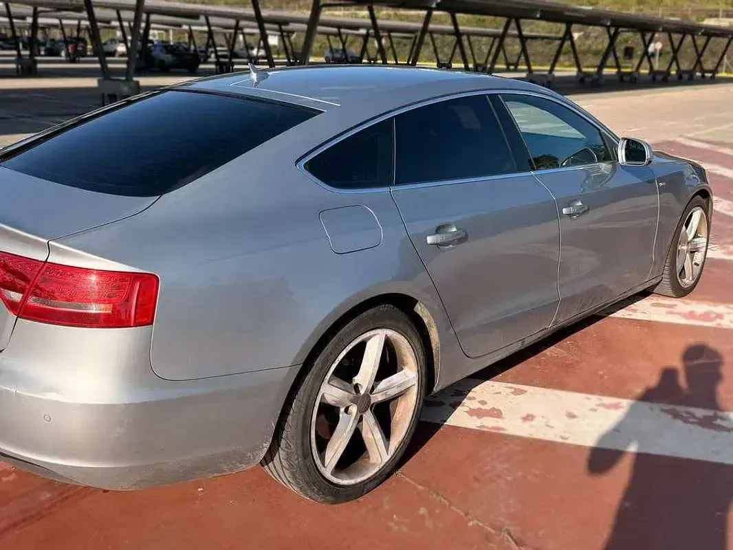 Usado Audi A5 Sportback Premium 177 CV (130 kW) 2011 Gris Utilitario