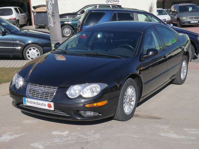 Gris / plateado Usado 1999 Chrysler 300M Berlina | 3900 € - Imagen 1/4