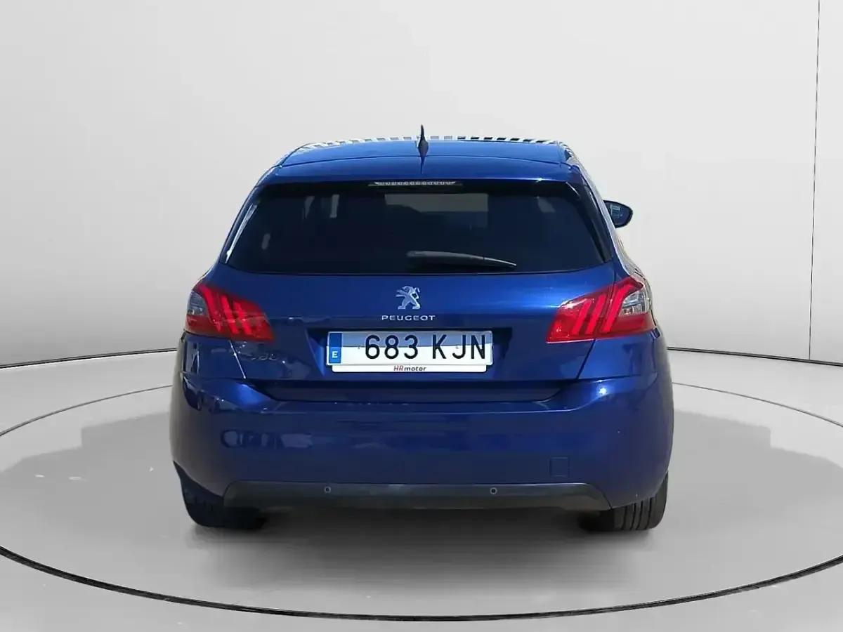 Usado Peugeot 308 Style 110 CV (80 kW) 2018 Azul Berlina