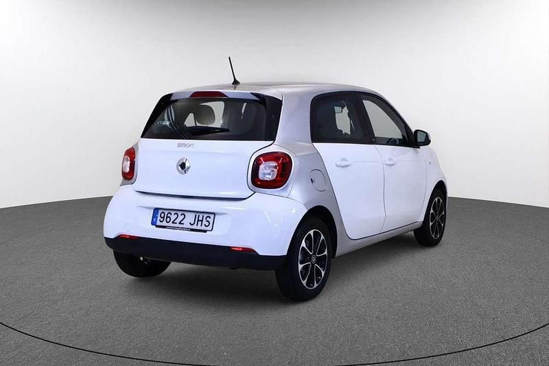Usado Smart ForFour Passion 71 CV (52 kW) 2015 Blanco Utilitario