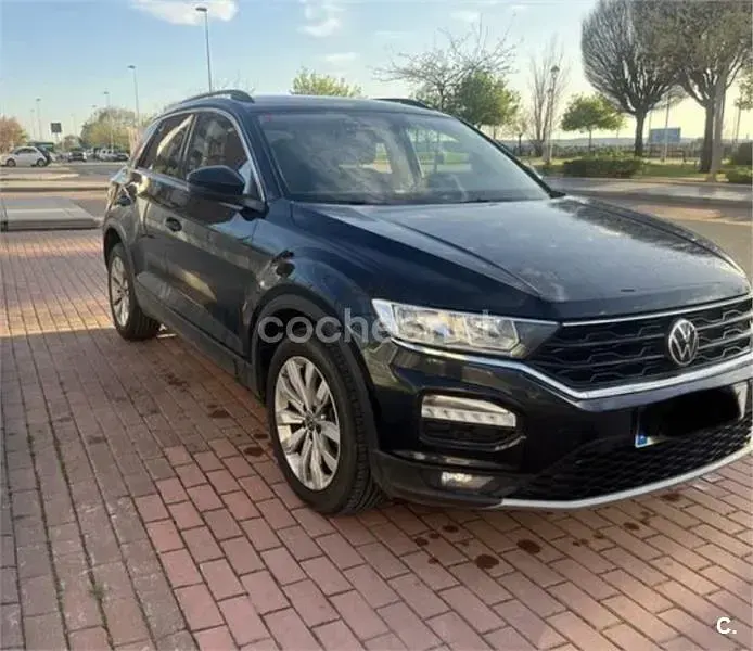 Usado VW T-Roc Advance 150 CV (110 kW) 2021 Negro SUV