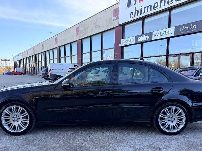 Usado Mercedes E220 170 CV (125 kW) 2008 Negro Berlina