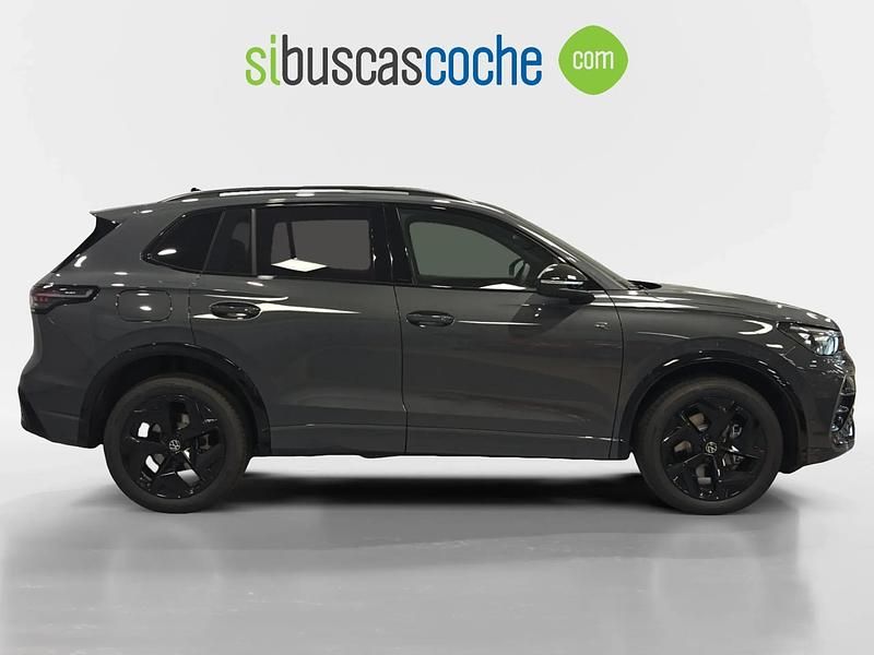 Ny VW Tiguan R-line 115 HK (84 kW) 2026 Grå SUV