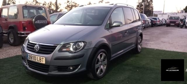 Usado 2007 VW Touran Cross Monovolumen | 7990 € - Imagen 1/4
