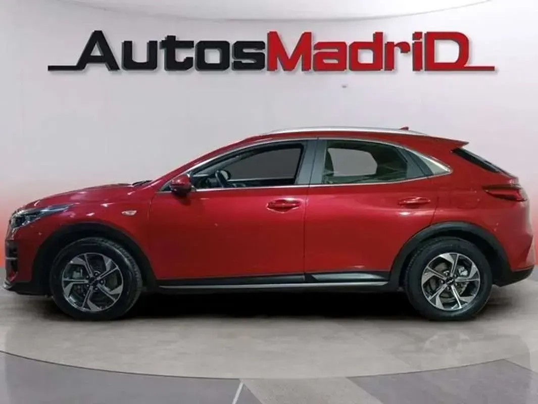 Usado Kia XCeed 120 CV (88 kW) 2022 Rojo SUV